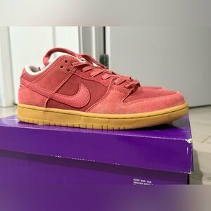 Nike SB Dunk Low Adobe - US9.5